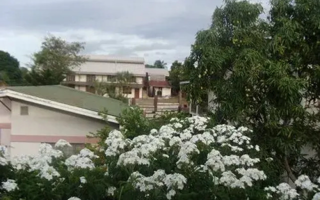 Criss Cross Visitor's Accommodation