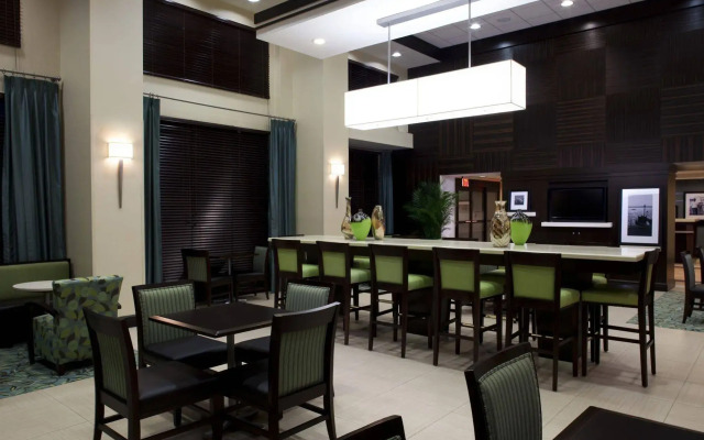 Hampton Inn & Suites Los Angeles/Hollywood