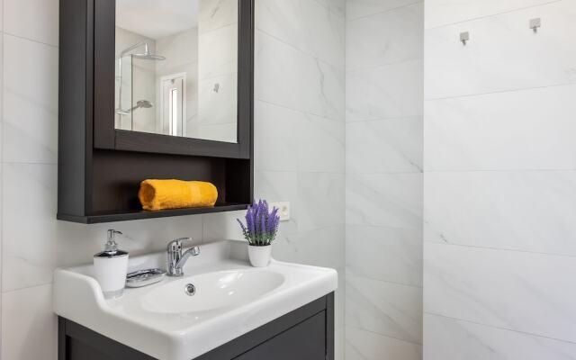 Y1DB Luxurious studio in Playa de LasAmericas