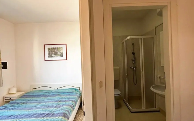 Charming Apartment Near the Beach With Pool