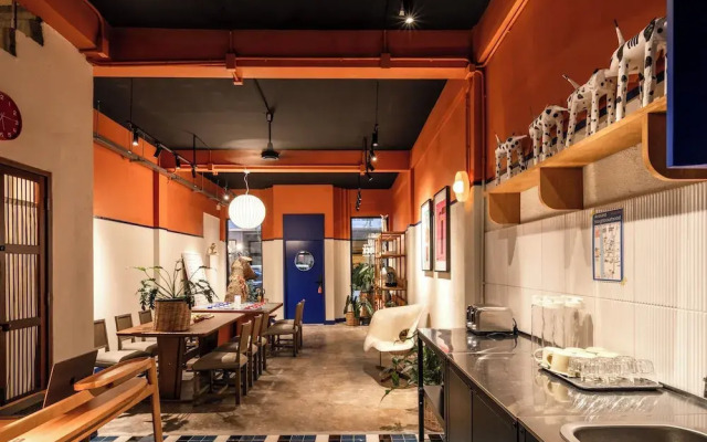 Blu Dock Restel Bangkok