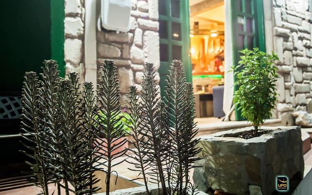 Angelika Guesthouse
