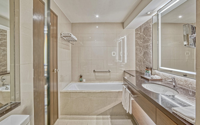 Crowne Plaza Manila Galleria by IHG