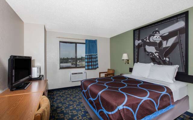 Super 8 by Wyndham Aberdeen MD