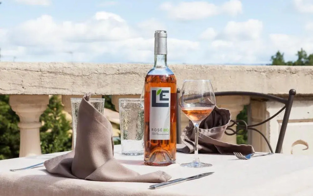Logis Le Mas Et La Flambee Du Luberon