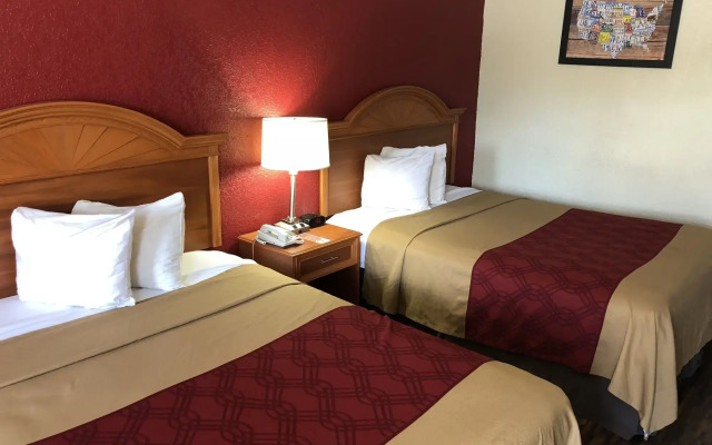Econo Lodge Pine Bluff