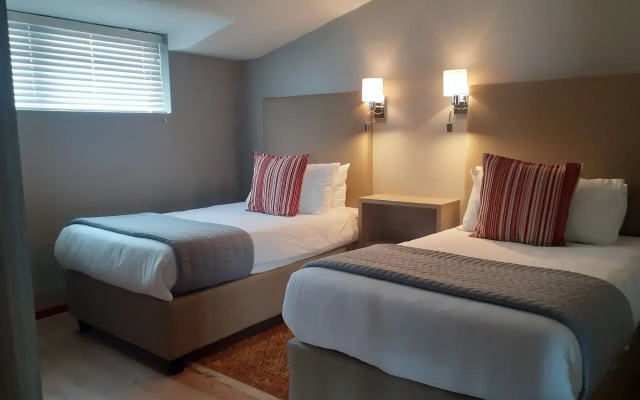 Diaz Hotel & Resort