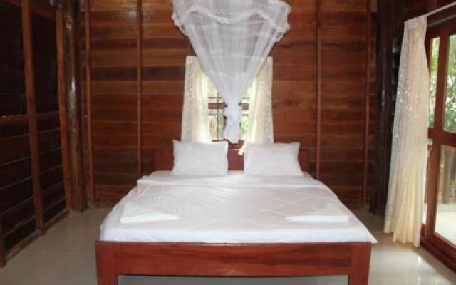 Ten103 Koh Rong