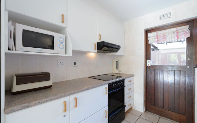 San Lameer Villa Rentals  2813