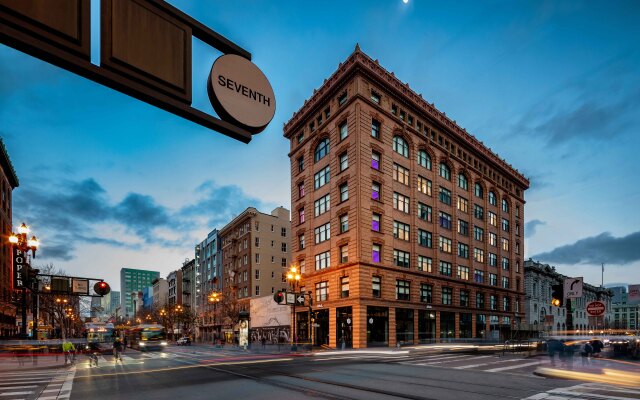 YOTEL San Francisco