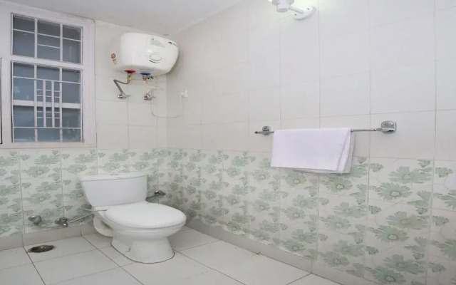 OYO 9710 Home Hill View 2BHK Kasumpti