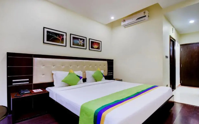 Treebo Primeland Suites, Mailasandra