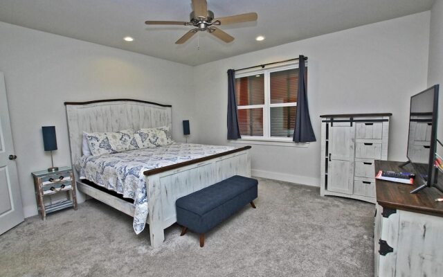 Romeo Beach by Youngs Suncoast