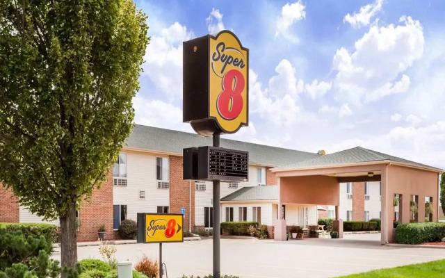 Super 8 Pekin/Peoria Area