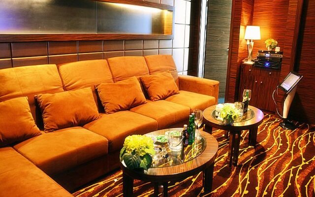 Pudong International Talent City Hotel