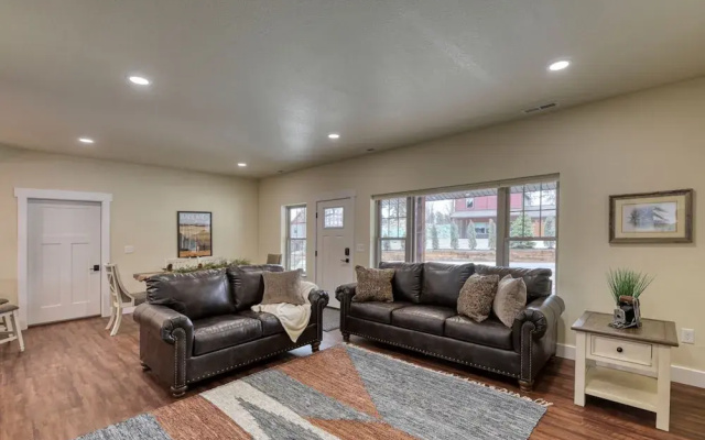 Badlands Retreat Cozy Condo Modern Amenities