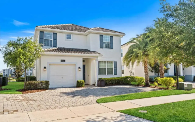 4737 Kings Castle Circle