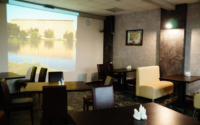 Отель «Лефортовский мост»