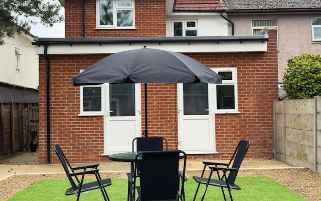 Heathrow Lodge B&B