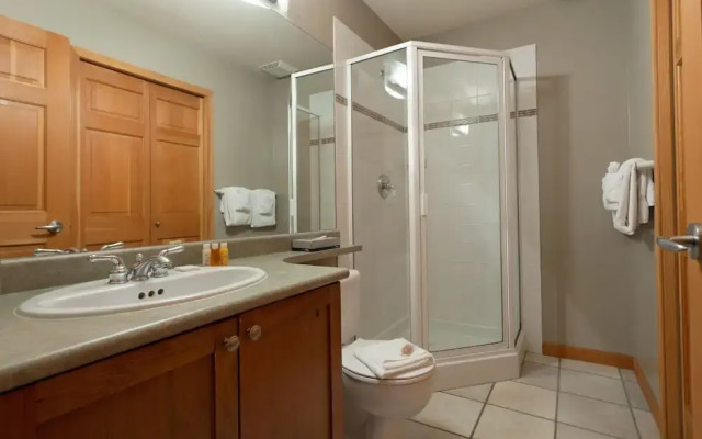 Stoney Creek Northstar by Whistler Premier