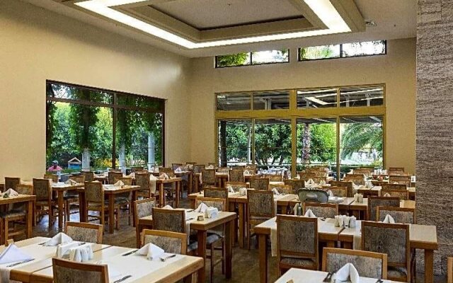 Hotel Defne Star
