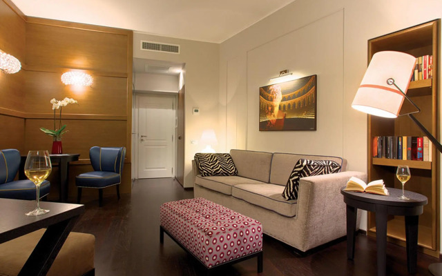 Stendhal Luxury Suites