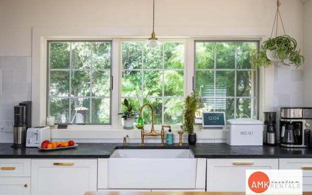 Beautiful Custom Lake House