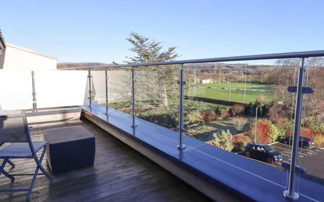 22 River View