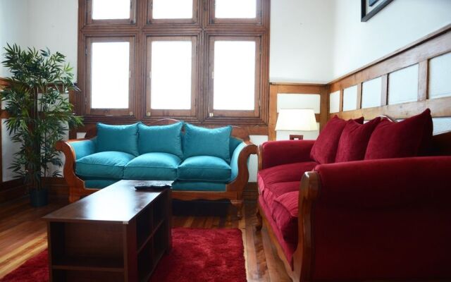 Bellas Artes Hostel