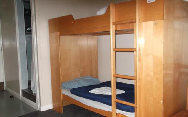 Wee Row Hostel