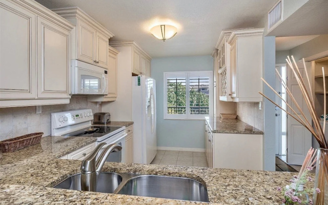 Loggerhead Cay by Dream Vacation Rentals