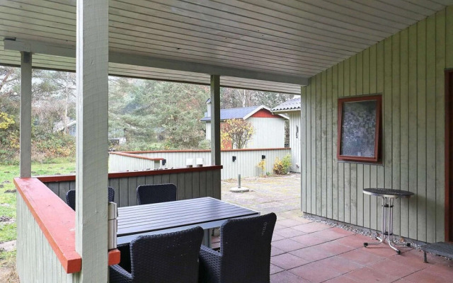 6 Person Holiday Home in Rodby