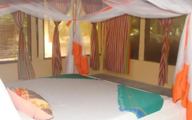 Barefoot Beach Camp