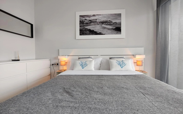 SUNSET WAVES sea & sky apartment