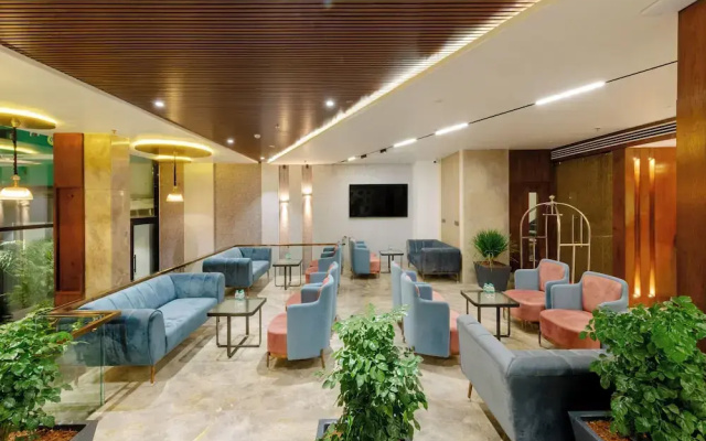 Signature Hotel