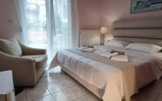 Lucy's next to sea apartment