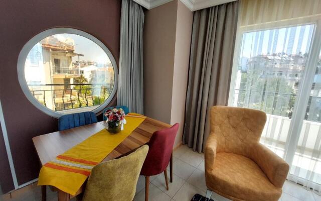 Summer Rose Hotel