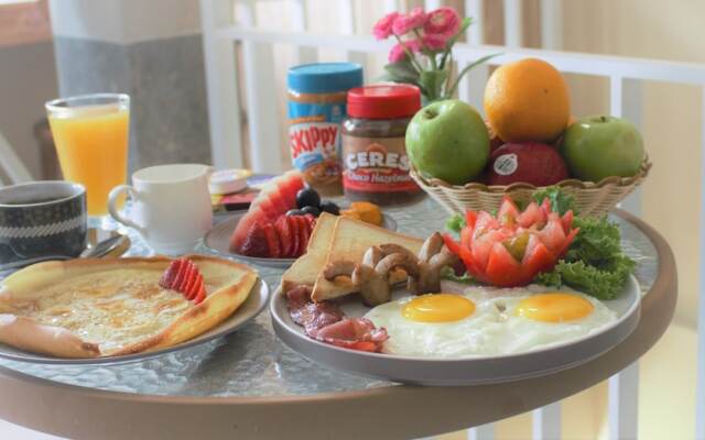 Esperanza Luxury Inn Hotel