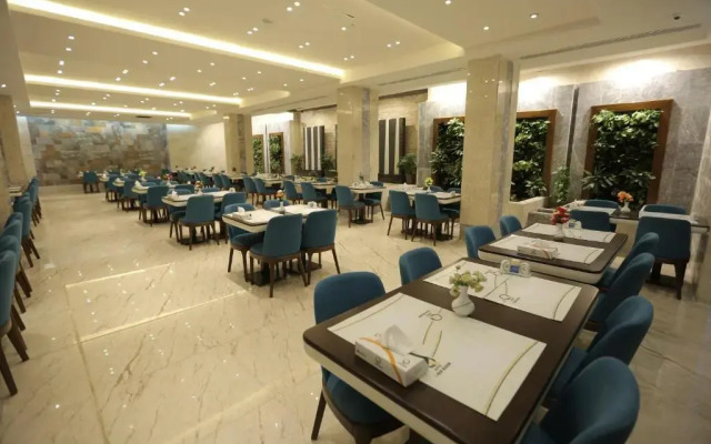 Qasr AlDur Hotel