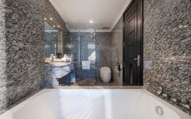 V-Hotel Da Nang Beach
