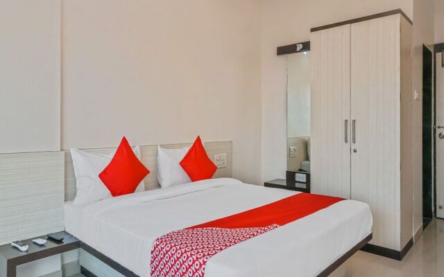 OYO 33421 JayShree Executive Restaurant & Lodge