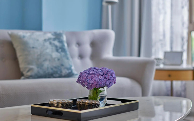 Lanson Place Winsland, Singapore