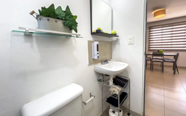 Poliforum Modern 2BR Modern Apartment