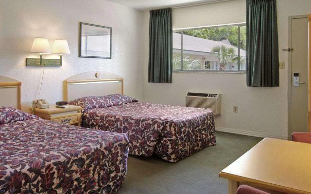 Gainesville Days Inn