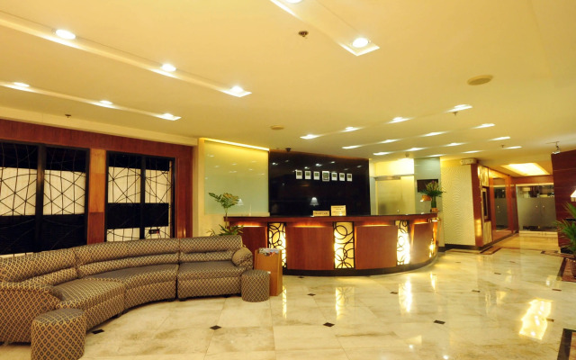 Palm Hotel Manila