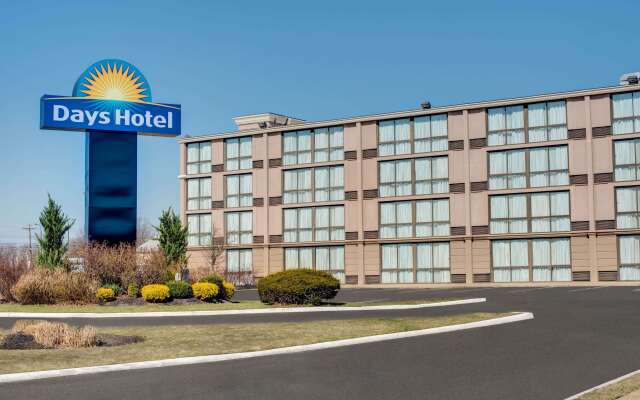 Days Hotel by Wyndham Toms River Jersey Shore