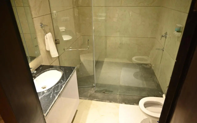 Hotel Aakriti Clarks Inn Express