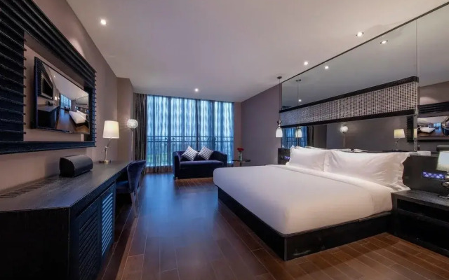 Ramada by Wyndham Zhenjiang Dagang New District