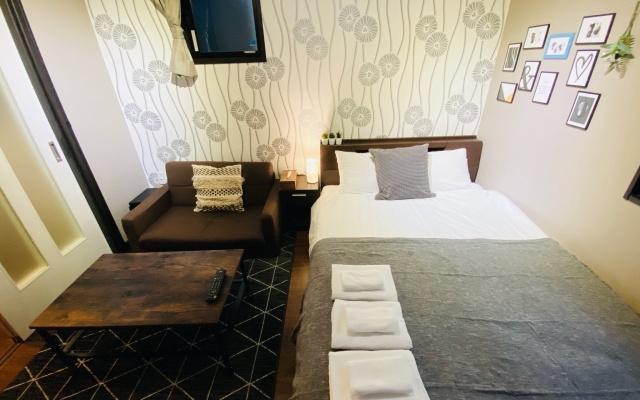 Calm Asakusa Kaminarimon Gate CLx – Guest Rooms – Tokyo
