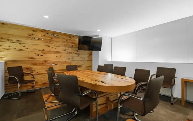 2BR Apt in Polanco - Pool - City Skyline View